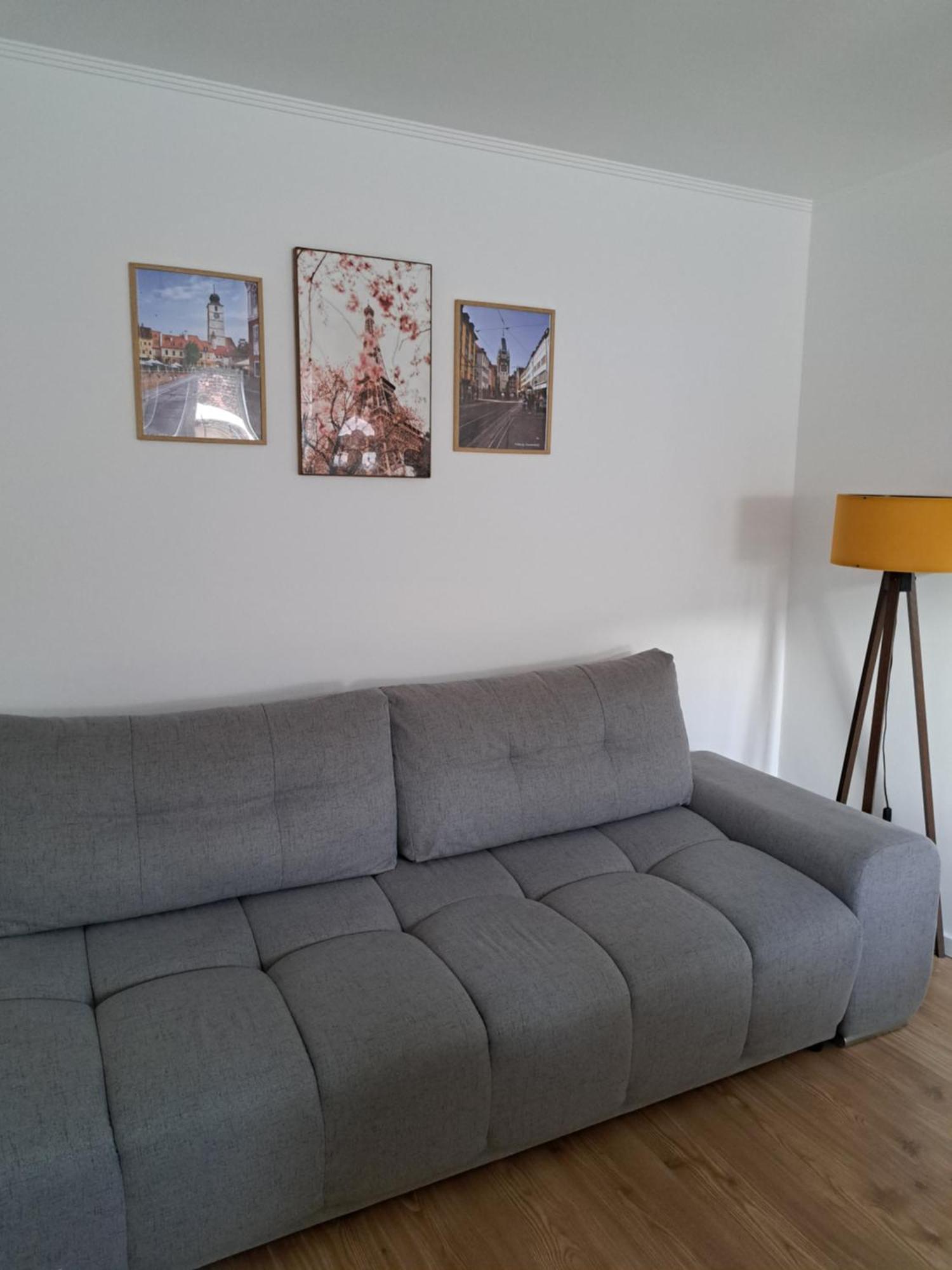 Free Garage In The Center-Delicia 4 Studio! سيبيو المظهر الخارجي الصورة