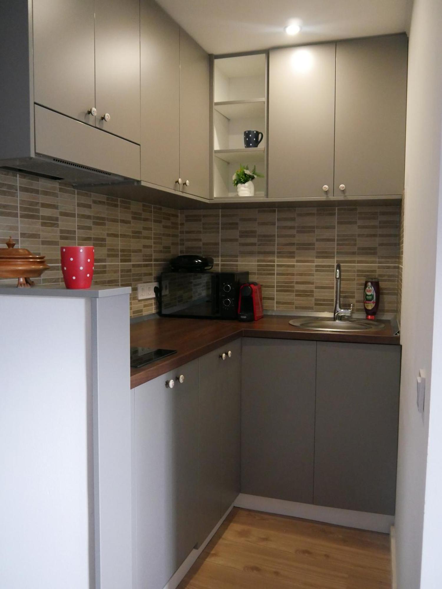 Free Garage In The Center-Delicia 4 Studio! سيبيو المظهر الخارجي الصورة