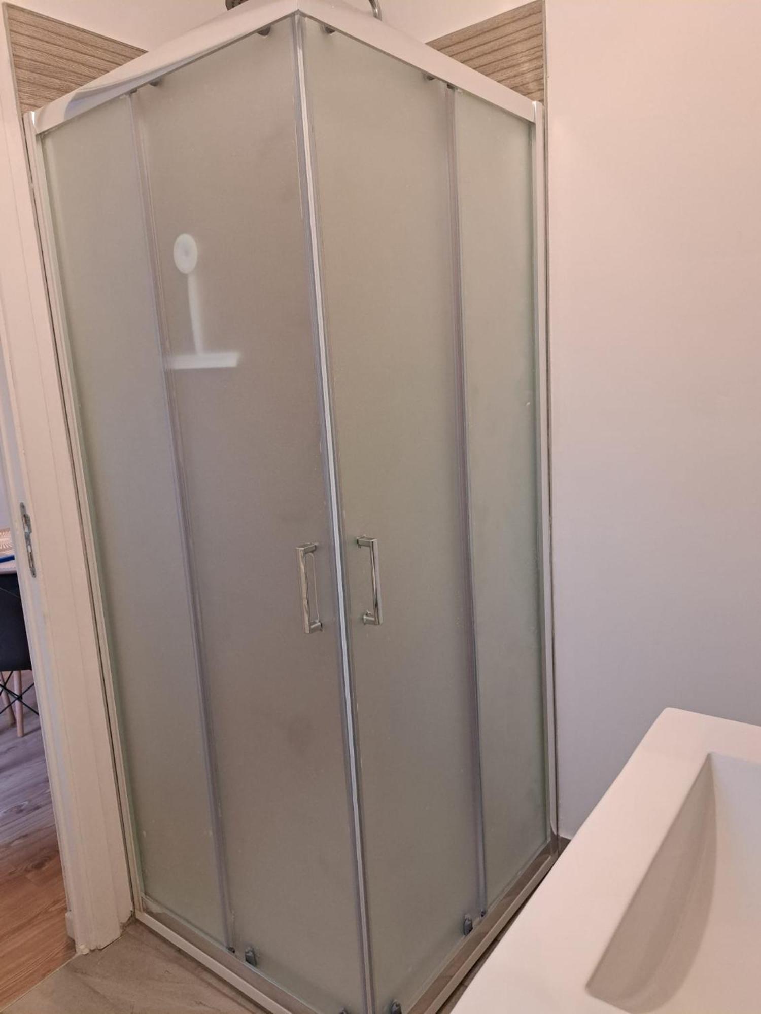 Free Garage In The Center-Delicia 4 Studio! سيبيو المظهر الخارجي الصورة